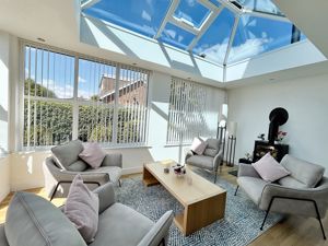 Garden Room- click for photo gallery